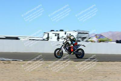 media/Jan-09-2022-SoCal Trackdays (Sun) [[2b1fec8404]]/Front Straight Speed Shots (1pm)/